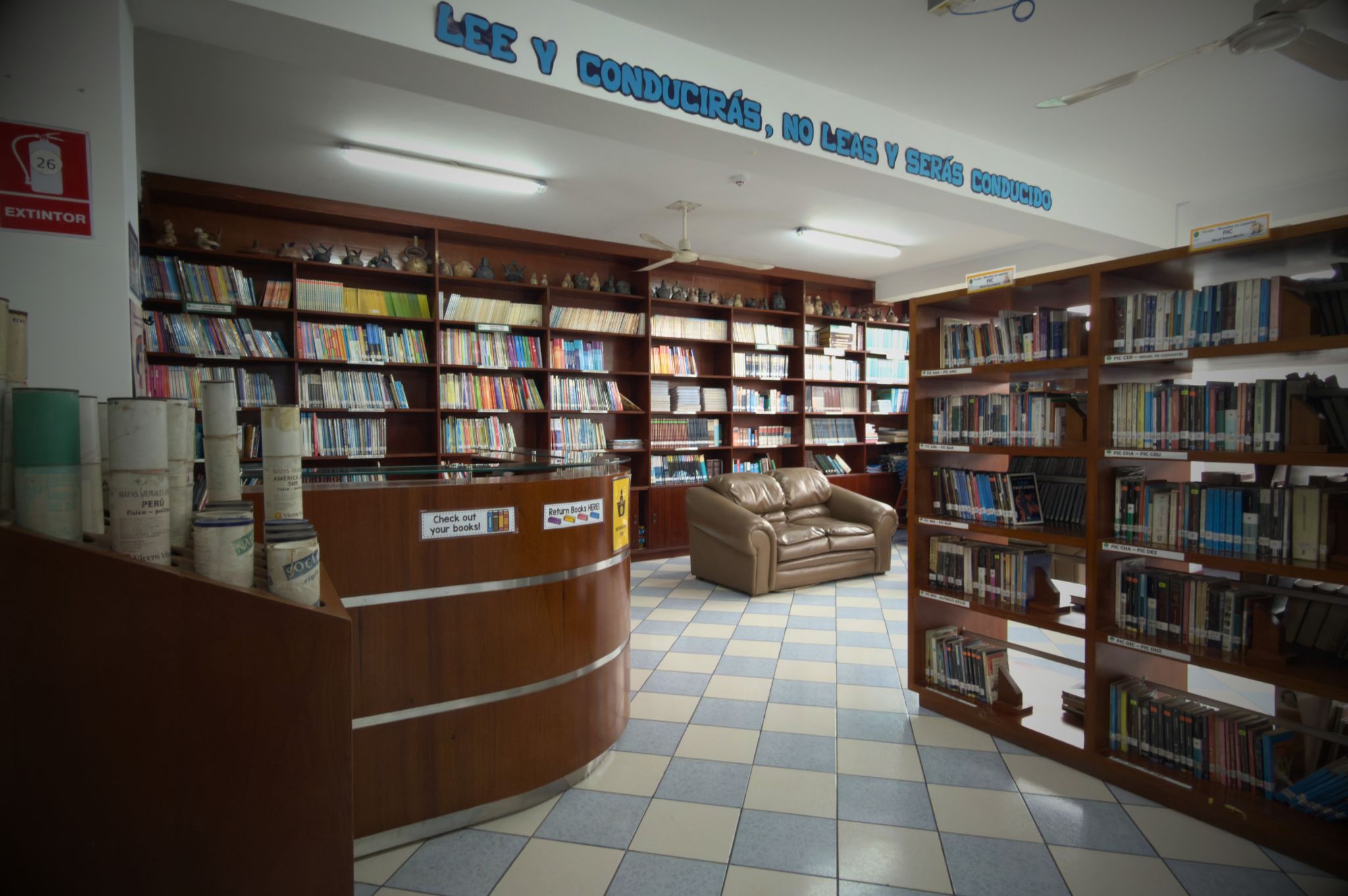 BIBLIOTECA