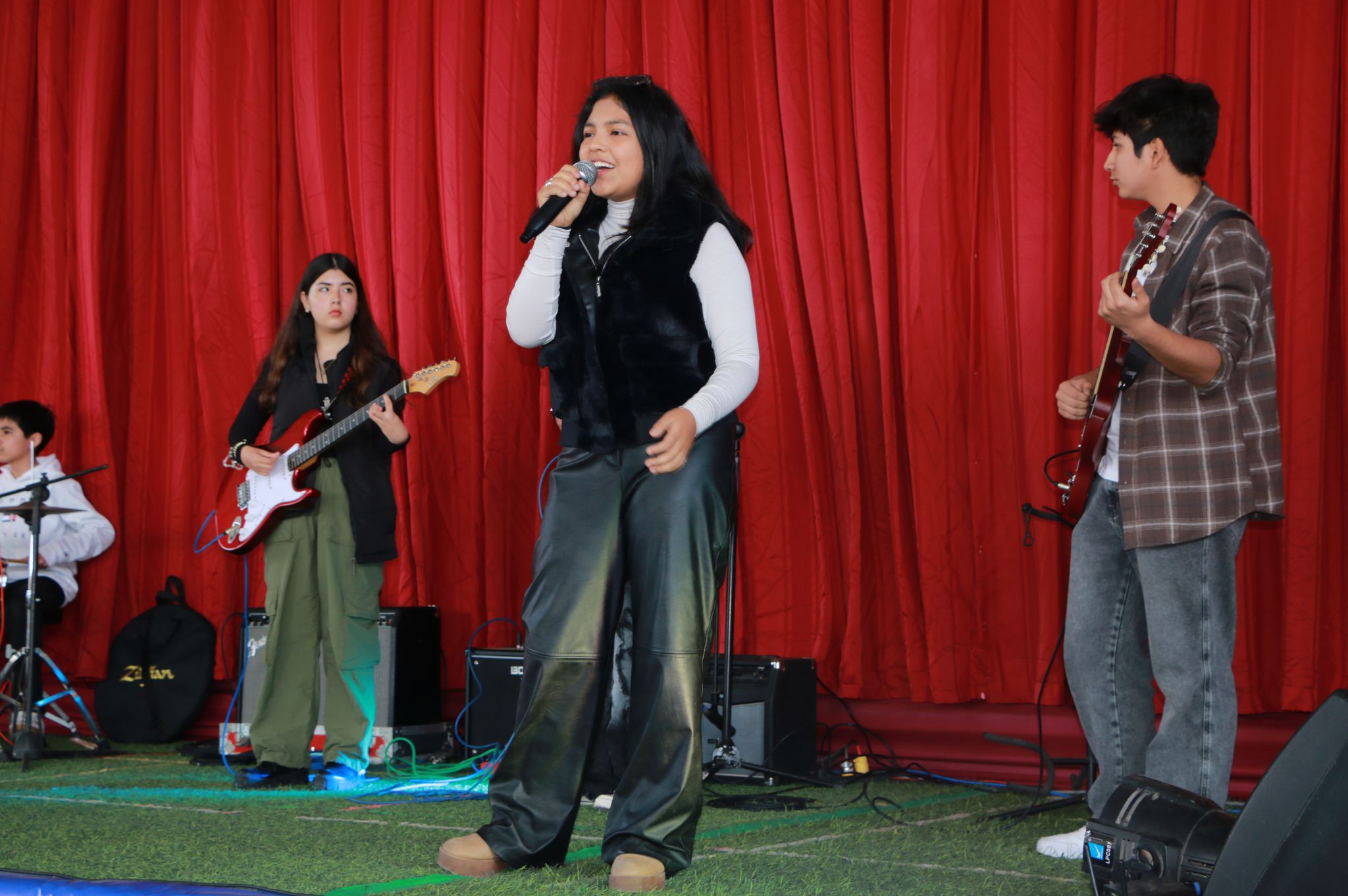 FESTIVAL DE LA JUVENTUD